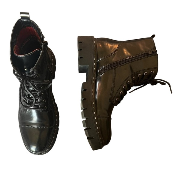 Black Lug Sole Ankle Boots Womens Lace Up Combat Style Side Zipper - Picture 2 of 8